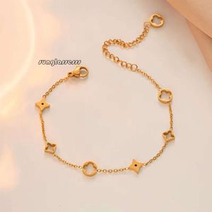 Classic Gold Plated Four-leaf Clover Designer Bracelet Elegant Women Titanium Steel Colorfast Fashion Hand Jewelry Gift