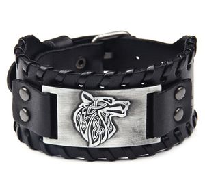 Wolf Head Mens manschettarmband Vintage Homme Charm Läder Retro Wide Rostly Steel Pin Pin Buckle Fashion Accessories Jewelry5720523