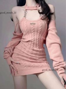 Designer Dresses High Quality Fashion Casual Womans Clothes for Knitted Suspender Dress Long Sleeved Shawl Cardigan Sexy Set Lousis Vouton Bags 211