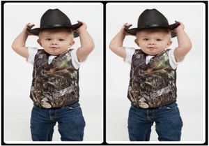 2020 Custom Camo Boy039S Formal Wear Camouflage Real Tree Satin Vest Billiga Endast Vest For Wedding Kids Boy Formal Wear2194011