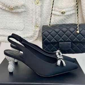 Женские каблуки Slingback Designal Sandals Классический хрустальный лук с высоким каблуком на высоком каблуке