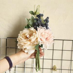 Dekorativa blommor Dahlia Berry Bouquet Artificial For Home Room Decoration Wedding Holding Flower Road Guide Fake Fake