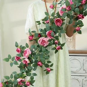 Dekorativa blommor silke imitation rosor vinstockar falska restaurang dekor konstgjord blommig älskling röd vit rosen vinge bröllop dekoration