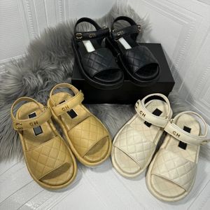 Women's Sandals Designer Quilted Sandles Shoes Summer Platform Flat Sandals Low Heel Wedge Sandals Ankle Strap Anti Slip Beach Slippers