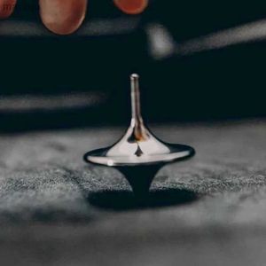 Dekompression Toy Hot Movie Totem Metal Gyro Silver Hand Spinning Top Fingertips Small Cyclone Gyroscope Antistress Fidget Toys for Children Giftl2404