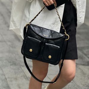 Nowy produkt 24p Hippie Torba Super Twins Diamond Shitice Shoodice Gold Bluckle Łańcuch torba na ramię z trudnym sprzętem w połączeniu z woskiem olejowym Cowhide Cross Body