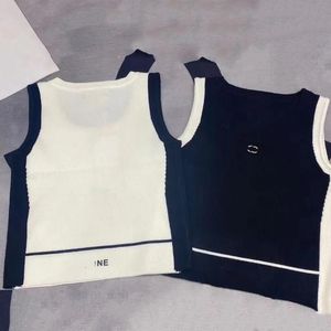 Designer Summer Slim Loewe ärmlös Vest Camis Croptop Outwear Elastic Sports Sticked Tanks Loewe ärmlösa skjortor