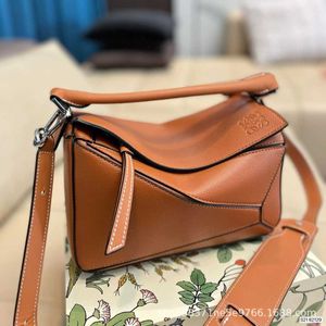 Высококачественная семейная геометрическая сумка Luo мягкая кожаная лоскутная квадратная головоломка Высококлассная подушка для женщин