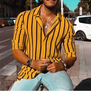남자 티셔츠 2024 Mens 셔츠 버튼 탑 6XL 여름 셔츠 노란색 긴 슬리브 스트라이프 폴로 칼라 홀리데이 셔츠 세련된 캐주얼 편안한 YQ240415
