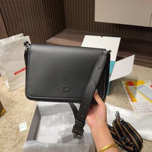 Handtasche Designer verkauft heiße Frauenmarketaschen bei 55% Rabatt New Mens Classic Bag mit Palm Small Square Leder One Schulterkreuzkörper