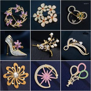 Brooches Exquisite Zircon Crystal Flower Animal For Women Beautiful Wreath High Heels Deer Pin Badge Accessories Daily Jewelry