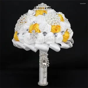 装飾的な花1PC/ロット白と黄色の結婚式の花嫁花束の装飾のための花を持っている花