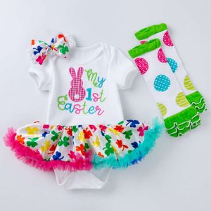 Roupas infantis de Páscoa Bordado Rabbit Vestido de bebê Party Mesh Princess Dress Socks