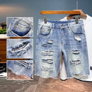 Hip Hop Ripped Denim Shorts Men Sommer Streetwear Casual Fashion Straight Jeans Knie Länge Männliches Loch Short Hosen 240403