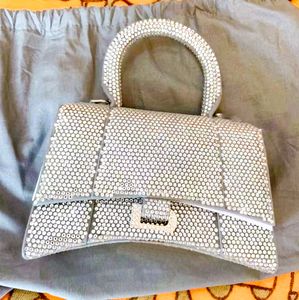 Luxurys Man Inlaid Hourglass Tote Designer Shourdle Bag Fashion Lhinestone Diamond Handbag Purse Crossbody Travel Bag Leather Glisten Topハンドルバッグ
