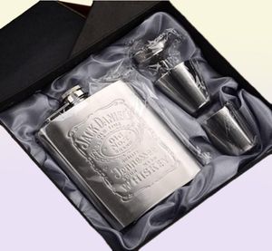 Hip Flasks Metal Portable Flagon Flagon Prezenty ze stali nierdzewnej Podróżuj srebrną whisky alkohol butelka alkoholowa męska mini butelki 1176263