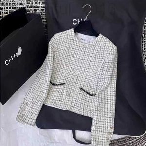 Women's Jackets designer 2024 early spring new Nanyou Cha socialite temperament woven coarse tweed single breasted round neck French short jacket DO98