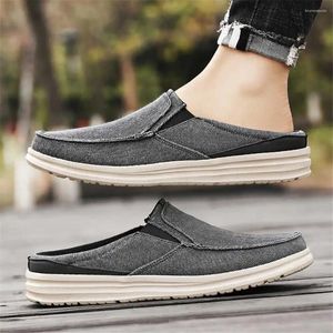 Scarpe casual senza tacchi taglia 40 pallavolo uomo elegante sneaker maschili di tendenza sport moaferici in uscita