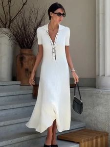 Tossy White Knit Fashion Maxi Dress for Women Short Sleeve Patchwork Elegant Party Lapel High midje Knitwear Womens 240415