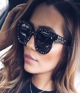 Varumärke Womens Cateye Solglasögon Retro Transparent Lens överdimensionerade Diamond Ladies Sun Glasses UV4009612793
