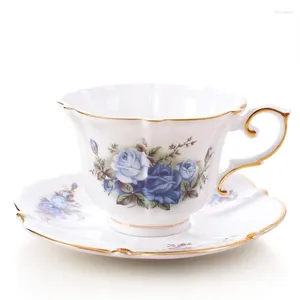 Coppe Saucer Ceramica Europea Espresso Coppa inglese Luxury Royal Classic Tea e set di piattini Set da caffè Tazas de Ceramica