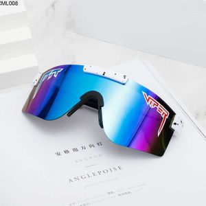 Nowe eksplozje projektantów są nowe. Nowy zestaw sportowy odporny na UV z kolorowymi okularami przeciwsłonecznymi powlekane prawdziwe okulary narciarskie i rowerowe