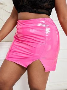 Women Plus Size Faux Latex Mini Skirt Stretchy Bodycon Skirt Hem Side Split Ladies Sexy PVC Leather Skirt Clubwear Custom 240403