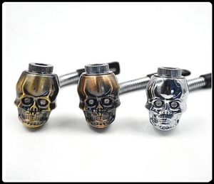 Skullform Metallrökning Rör Rasta Reggae Pipe LED 3 färger Flexionella flektionsrökrör Tobaksrörcigarettrökning P8189617