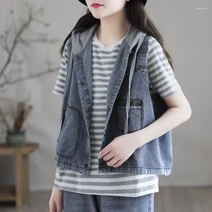 Kamizelki damskie 2024 Wiosenna i jesienna kamizelka jeansowa w małej koreańskiej wersji w stylu zagranicznym wszechstronnym krótkim kapturze dla kobiet