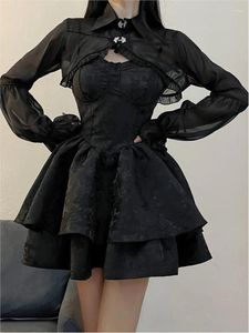 Sukienki robocze ciasna talia wąsowa podwójna warstwowa szarpana czarna sukienka Krótka pionowa kołnierz długi rękaw