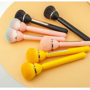 2024 Nail Art Dust Brush Plastic Handle Uv Gel Extension Nail Dust Remove Clean Tool Liner Manicure Beauty Blush Powder Nylon Brush for Nail