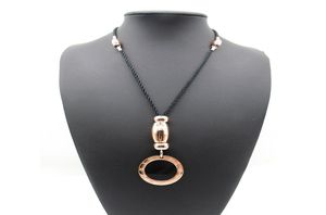 Nya modesmycken Rostfritt stål Fashion Pendant Halsbandsmycken för kvinnors skal Necklacen8817900