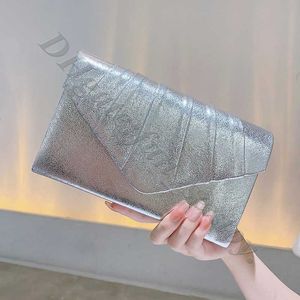 Bags 24 Wallte Dinner Bright Leather Handheld for Banquets Ladies Party Leisure and Elegant Small Square Princess Bag Handbag heart purse designer