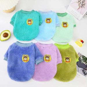 Hundekleidung 10pc/Los Winter Haustier Kleidung warmes Fleece Welpe Pullover süße Bärenhodiumsschichten klein