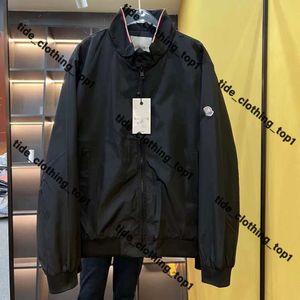 Moncleir Ceket Mans Tasarımcısı Monclairjacke Aşağı Parkas Puffer Puffer Monclar Ceket Bombacı Kış Paltosu Montclair Ceket Maya Kapşonlu Çıkışlar Üstler Windbreaker 686