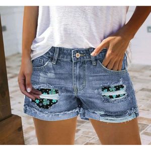 Women's Shorts Women Summer Leaves Hole Patch Rolled Jeans Fashion Skinny Streetwear Denim with Pockets