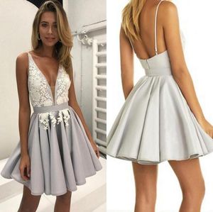 Deep V neck Lace Short Homecoming Prom Dresses 2022 Backless Applique With Spaghetti Straps Ruched Satin Graduation Cocktail Party3838510
