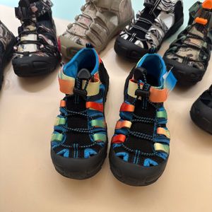 kids outdoor sandals kids name brand shoes Baotou hollow children sandals colorful simple children shoes children casual shoes