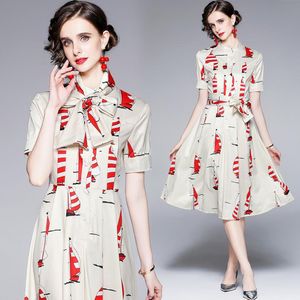 2021 Wstążka Kokardka drukowana sukienka midi designerka Vintage Seck Szyka Szczupła krótkie rękawie A-line Trąbe sukienki Lato Autumn Street Style Lowdy Cute Party Frocka59998453