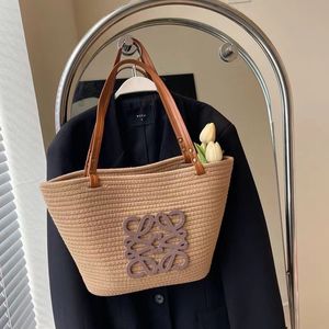 Designer Brand Woven Bag Beach Bag 2024 New Basket Woven Straw Large Capacity Seaside Holiday Hand Bill of Lading Shoulder Tote Bag 60