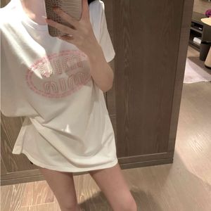 Kadın Hoodies Sweatshirts mm Family 24ss inci mektup daire kısa kollu tişört moda çok yönlü kız stili