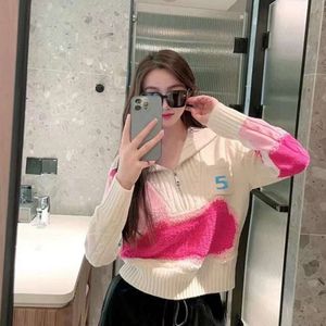 Autumn and Winter New Style Big Polo Knitted Shirt Gradient Contrast Color Design Sense Digital Half Zipper Sweater for Women