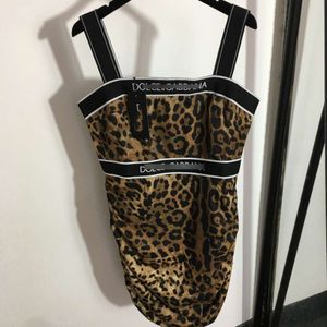 Damen sexy Leopardenmuster Buchstabe Webensband elastisches Schlaftkleid mit Hüftpackung für Kaffeefarbe