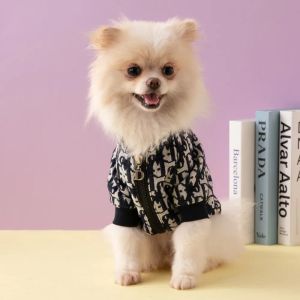 冬の豪華なデザイナー小犬用のペットドッグ衣類ジャケットパピーセーターd字型ジッパーフレンチブルドッグチワワシュナウザーポメラニアン付き