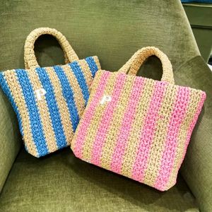 Wysokie pojemność luksusowe torby TRUNK PLUGUJS WOMENS PROJEKTER WEEKNER WEEKNER SKLEP KAMOK BAGS ROMPER MAN WAKOWANIE TRASY Crossbody Bag na plażę torebka splotowa torebka