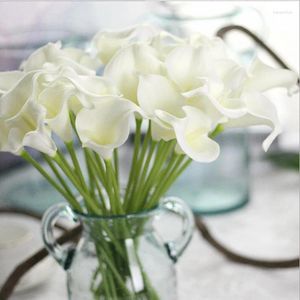 装飾的な花10pcs calla lily simulationフラワー人工家庭ウェディングデイリー美しい装飾花瓶のアレンジ