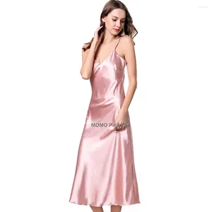 Kvinnors sömnkläder Silk Satin Lång nattklänning Full Slip Nightdress Soft Sleepdress V Neck Nightshirt Mid-Calf Night Gown Nightwear S-2XL