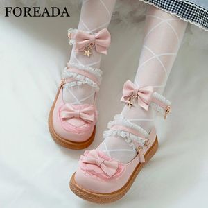 Scarpe casual Foreda Woman Lolita Style Lota Flat Bowle Bound Toe Buckle Ladies Footwear Kawii Princess Flats primavera 34-43