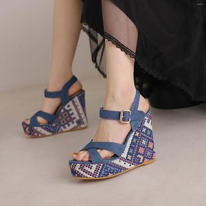 Sandals 2024 Vintage Large Slope Heel With Elevated Thick Sole Waterproof Platform Buckle Super High Zapatos Para Mujer