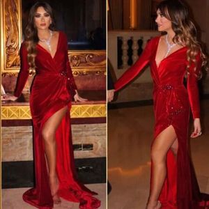 Red Arabic Sexy Deep V Neck Long Sleeves Veet Evening Dresses Ruched Split Beaded Floor Length Party Prom Gowns Eet